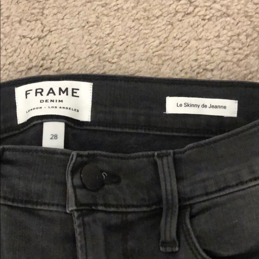FRAME Le Skinny de Jeanne Split Hem Denim Jeans - Picture 3 of 6